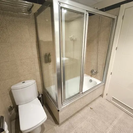 Family Spacious Apartment, Terrace, Kitchen, City View, Free Parking And Wifi Benalmádena Exterior photo